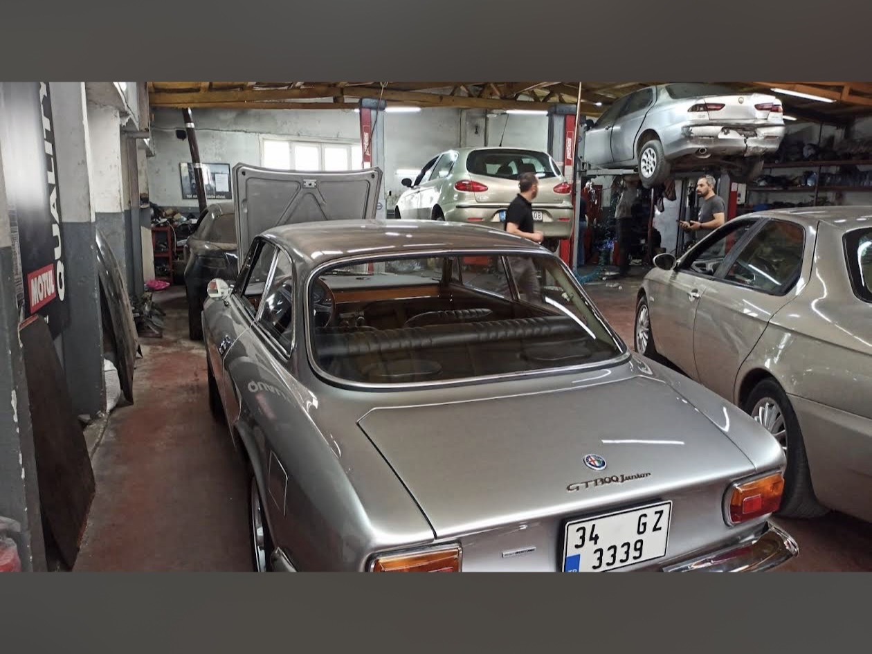 Atölyede klasik Alfa Romeo